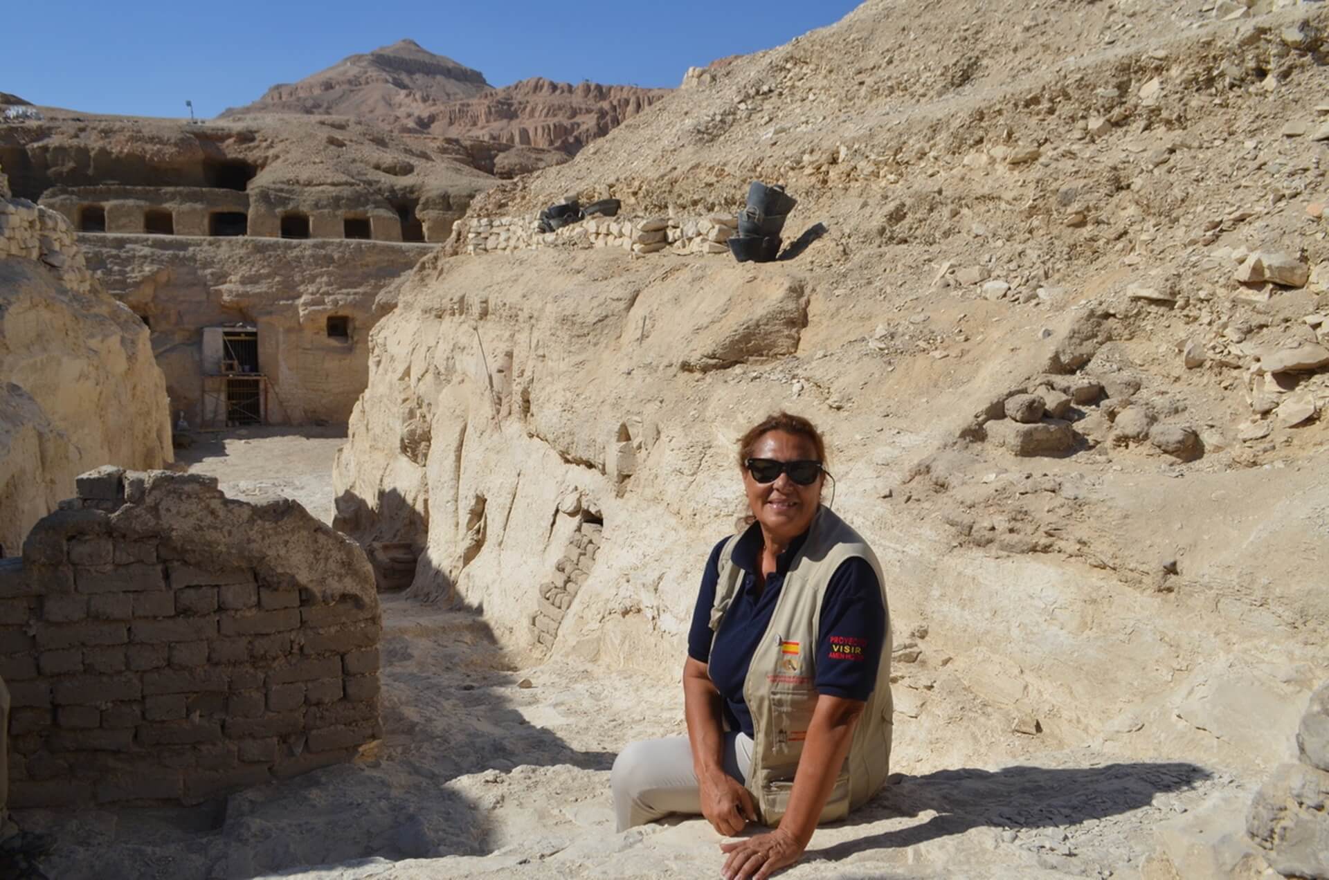 Teresa Bedman Instituto de Estudios del Antiguo Egipto Misión Arqueológica Española Proyecto Visir Amen-Hotep Huy